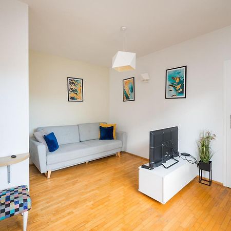 Metro Mlynow Pleasant Apartament Varşova Dış mekan fotoğraf
