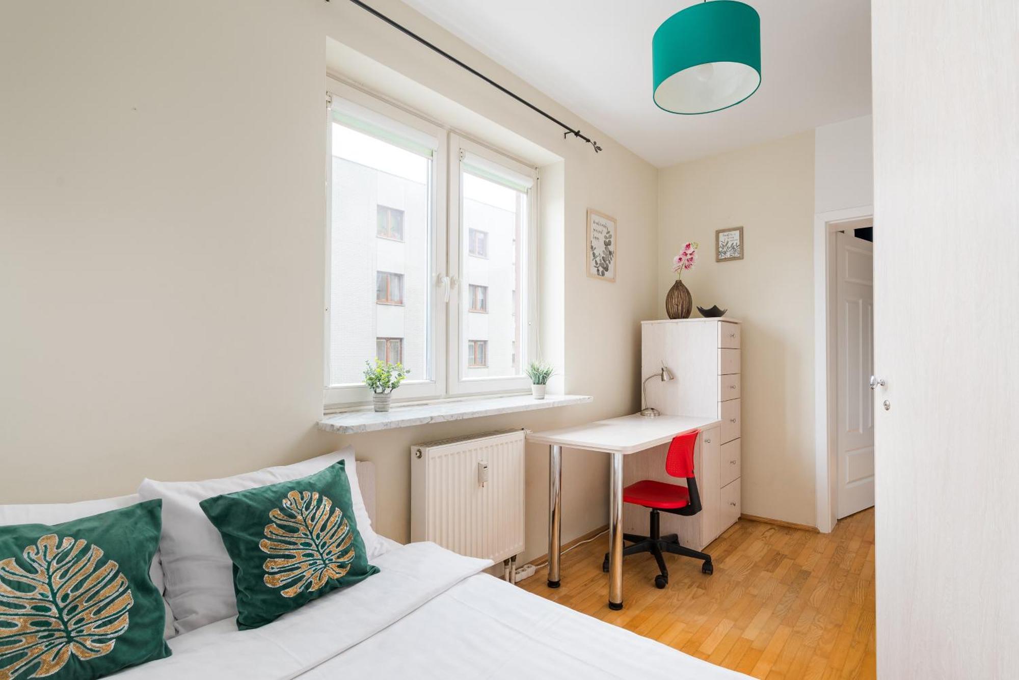 Metro Mlynow Pleasant Apartament Varşova Dış mekan fotoğraf